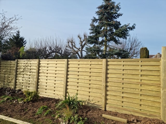 Hit & Miss fencing & Decking installed Canterbury 6